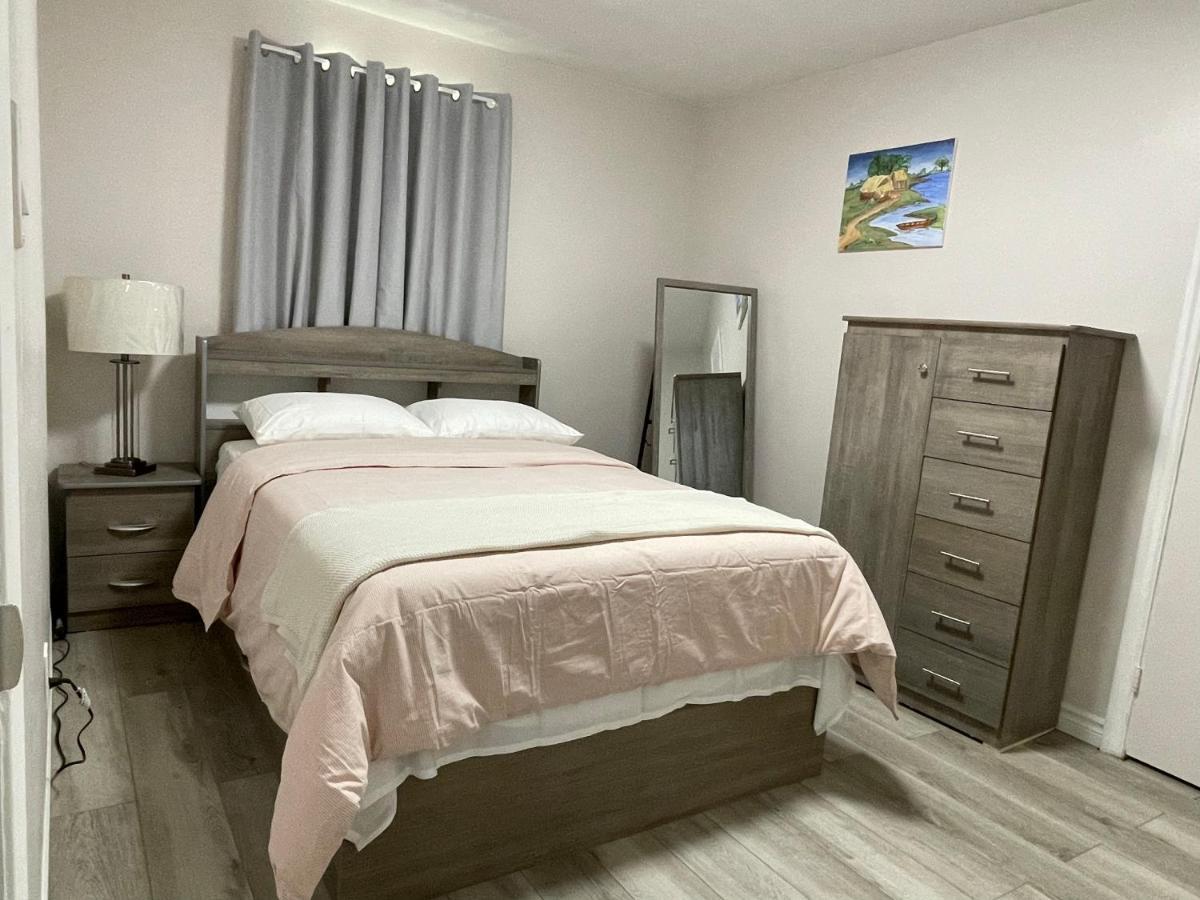 Luxurious Cozy House In Bluffs With Lake View Villa Toronto Eksteriør bilde
